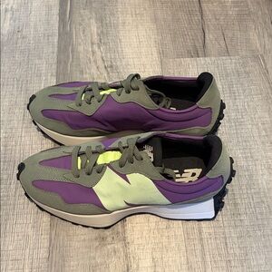 Men’s  New Balance 327 Sour Grape and Bleached Lime, worn once